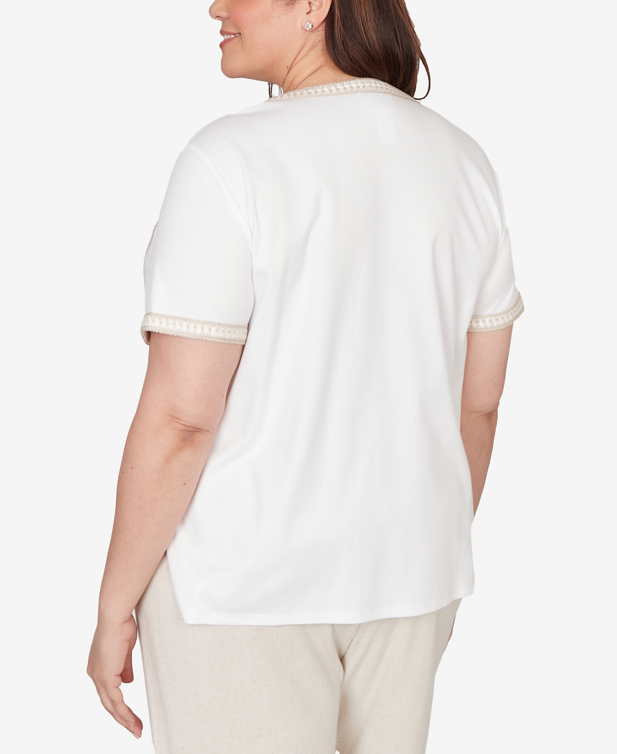 Alfred Dunner Plus Natural Wonder Crochet Pocket Short sleeve T-shirt