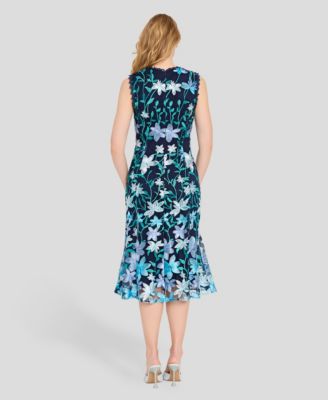 Petite Round Neck Sleeveless Dress