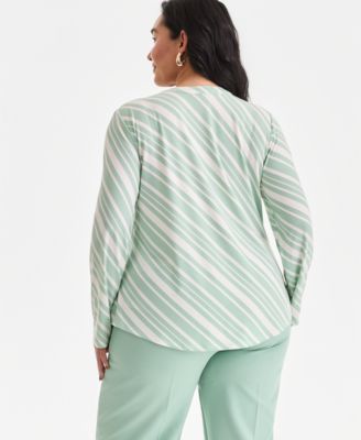 Plus Size Split-Neck Top