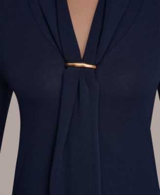 Women's Long-Sleeve V-Neck Sweater