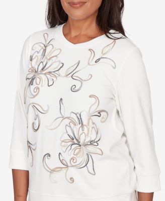 Petite Soutache Floral Embroidered Top