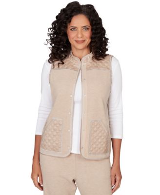 Petite Comfort and Joy Quilted Snap Front Vest