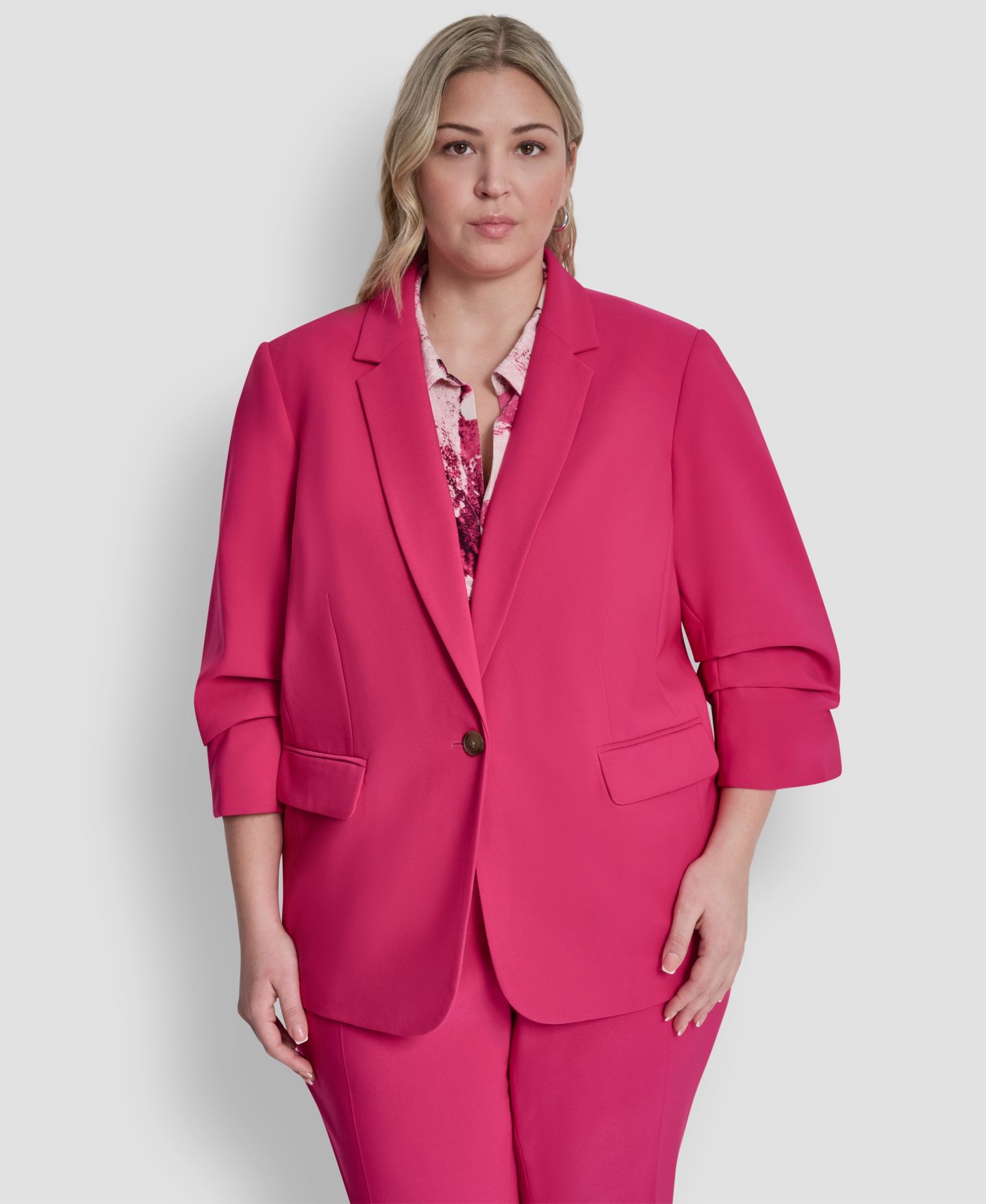 Женский пиджак DKNY Plus Size 1-Button Ruched-Sleeve Blazer, цвет: Розовый — фото 1