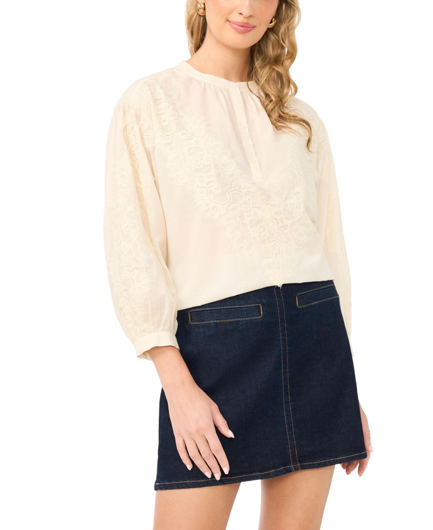 Женская блузка Vince Camuto Lace Half-Placket, цвет: Слоновая кость — фото 1