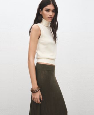 Women's Turtleneck Knit Top