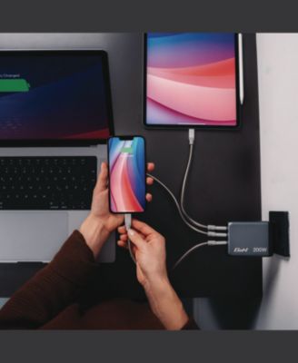 32204 200 Watts 4-Port GaN Wall Charger - Black/Gray