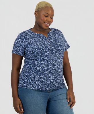 Plus Size Printed Short-Sleeve Henley Top