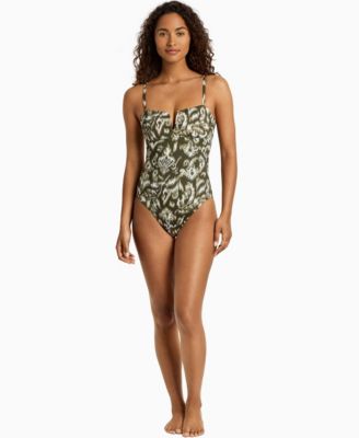Women's V-Wire Over-The-Shoulder One-Piece Swimsuit