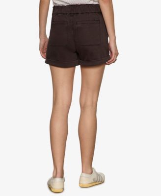 Women's Wander On Cuffed Hem Shorts