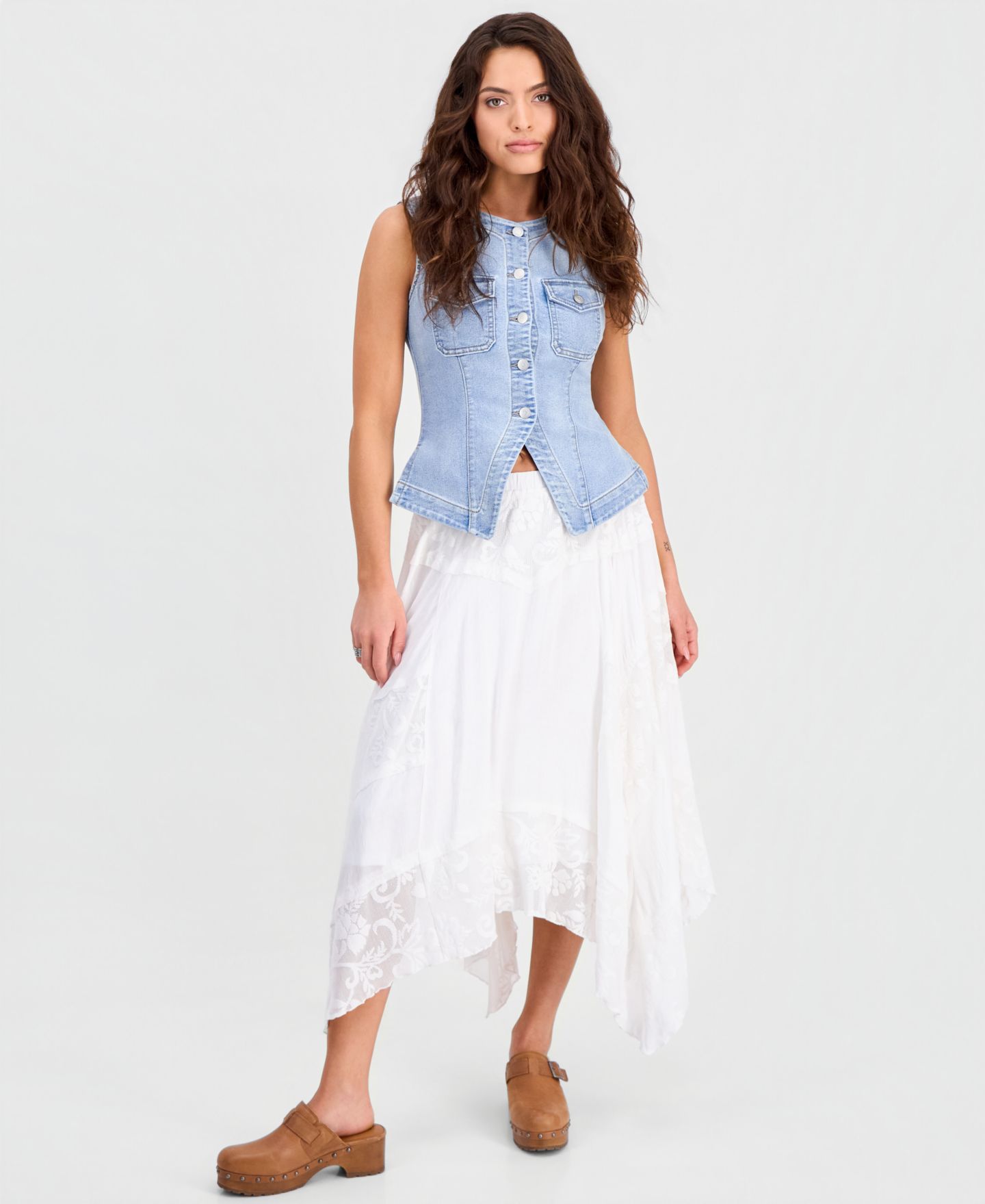 Женский жилет And Now This Petite Denim Flyaway Vest, цвет: Светлая варка — фото 2