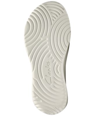 Women's Cloudsteppers Solevana Weave Slip On Sneakers