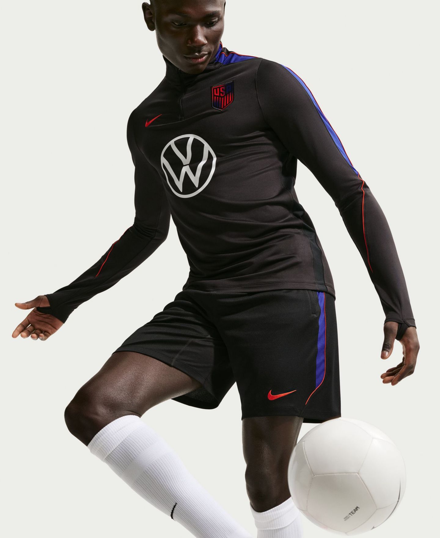 Мужские шорты Nike Usmnt Strike Soccer Dri-FIT Knit, цвет: Чёрный / Королевский синий — фото 3