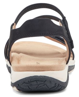 Women's Shevon Strappy Flat Round Toe Sandals