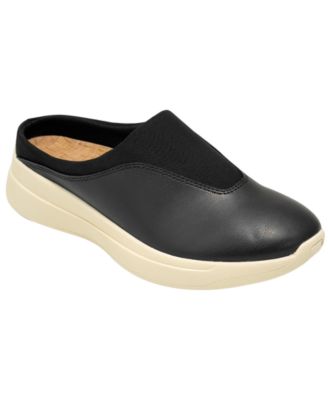 Women's Finn Slip-On Mule Flats