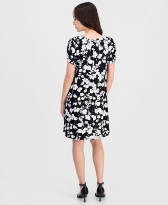 Petite Tulip-Sleeve Printed Swing Dress
