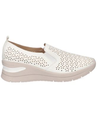 Easy Street Women's Nottingham Slip-On Sneakers
