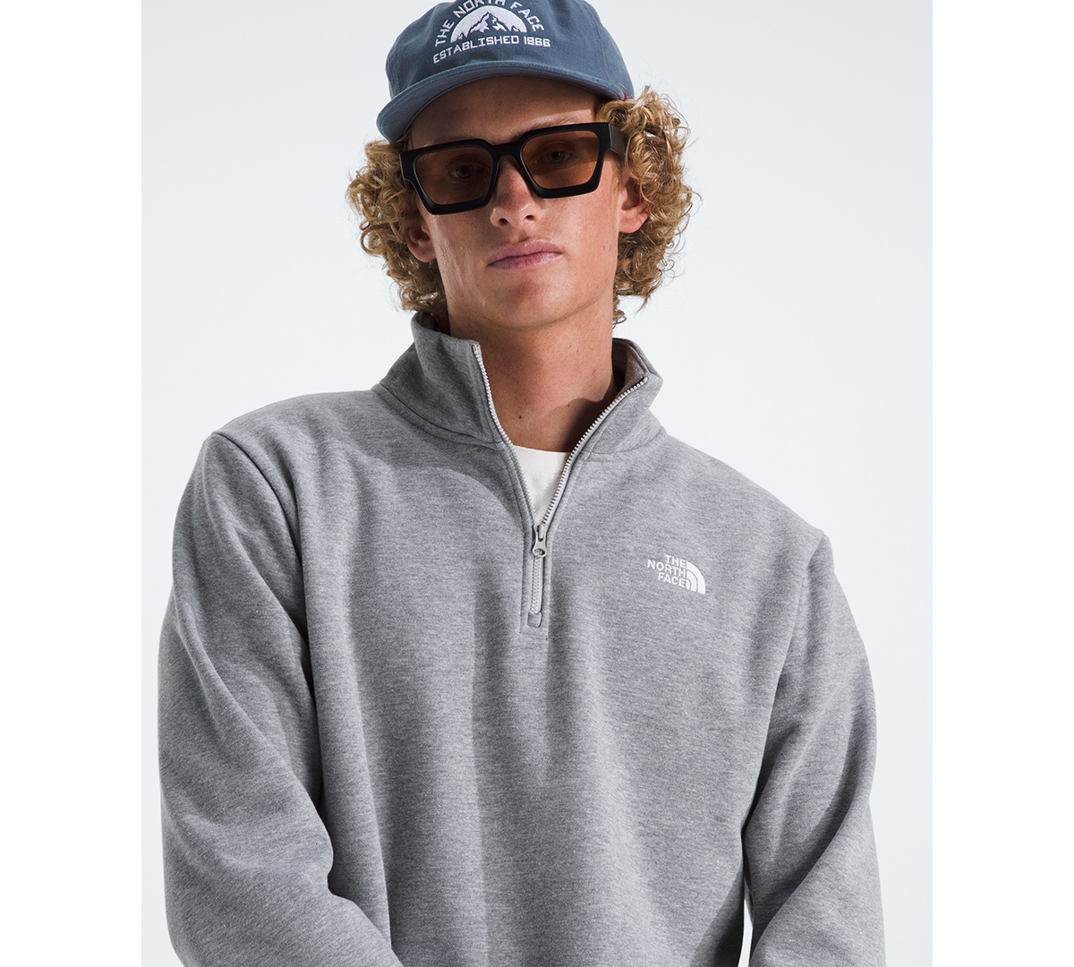 Men's Evolution Simple Dome Regular Quarter-Zip Sweatshirt