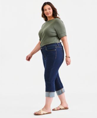Plus Size High-Rise High-Cuff Capri Jeans