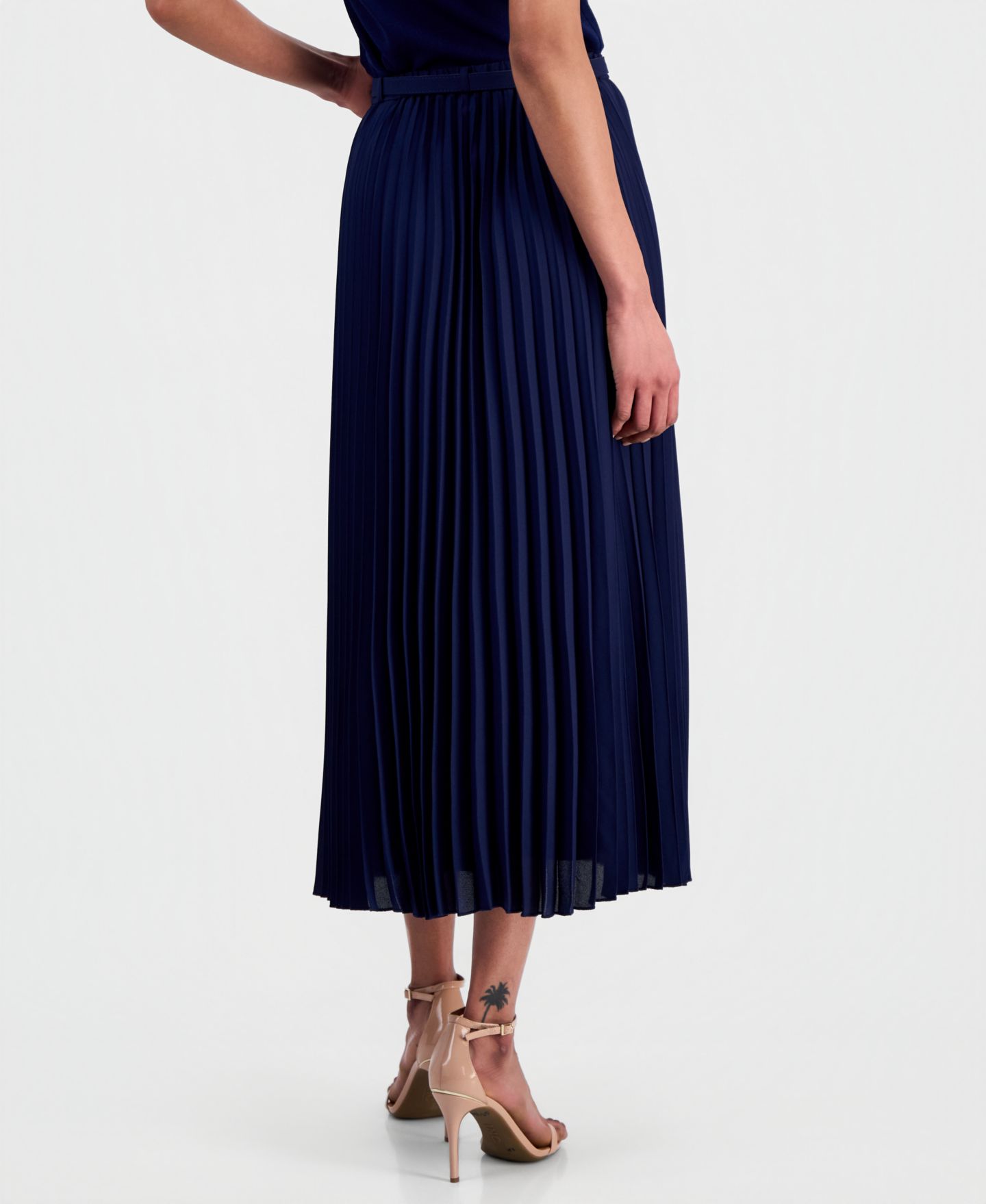 Женская юбка Anne Klein Belted Pull-On Pleated Midi, цвет: Distant Mountain — фото 4