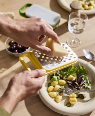 Multi-Grate Store 3-in-1 Grater Set with Storage Container