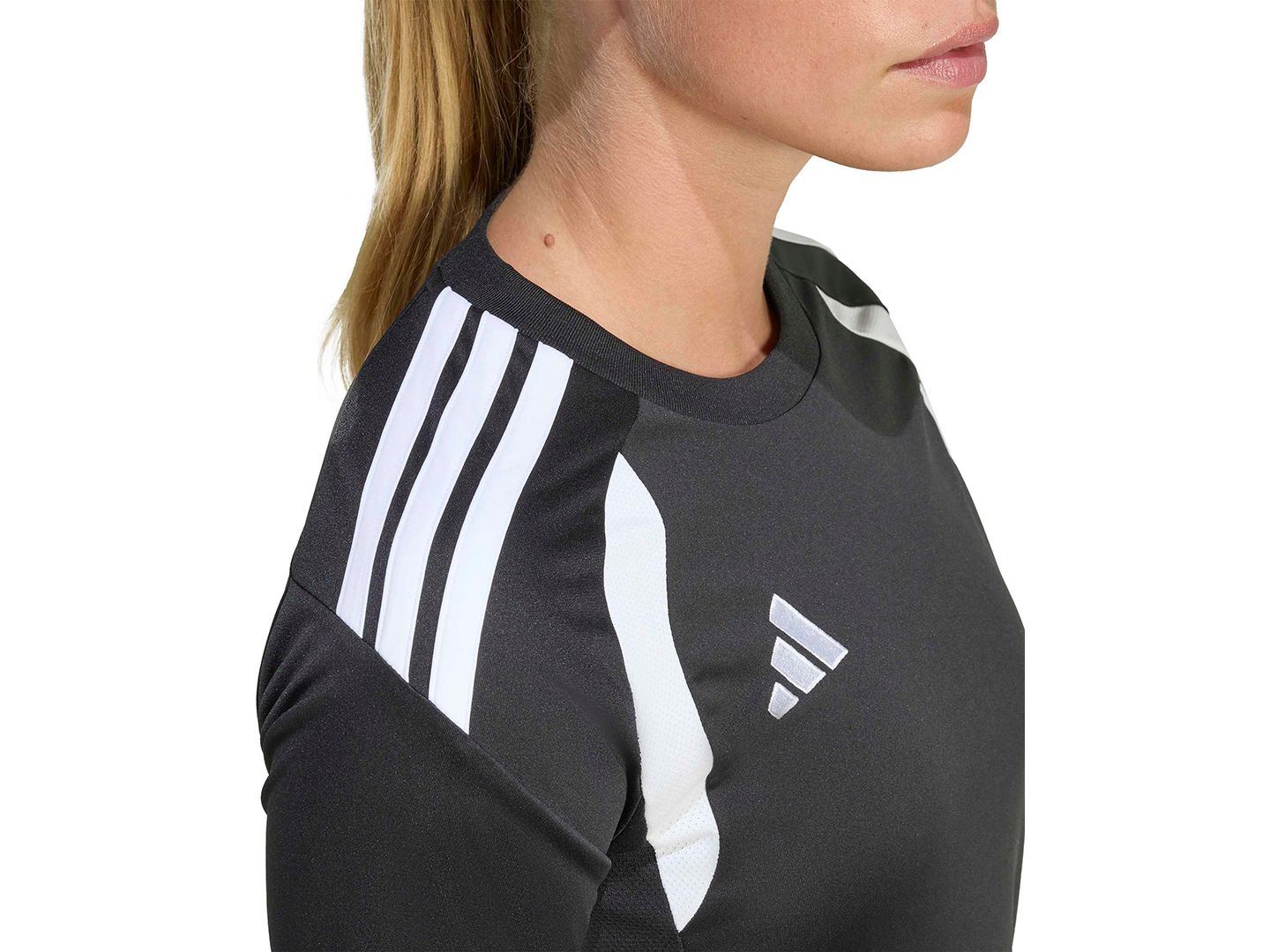 Женская футболка adidas Tiro 26 League Soccer Jersey T-Shirt, цвет: Чёрный / Белый — фото 10