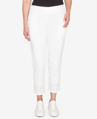 Alfred Dunner Women's Mykonos Geometric Embroidered Super Stretch Denim Ankle Pant - White