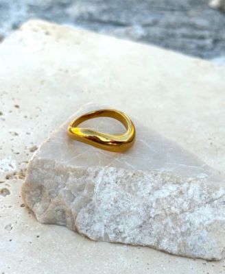 Tarnish Resistant Gold Curved Band Ring