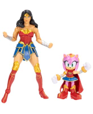 The Hedgehog Amy and Wonder Woman Action Figures