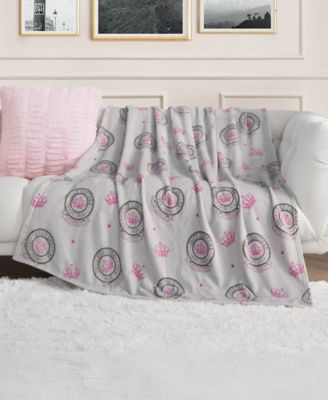 Plush Throw, 50" x 70"