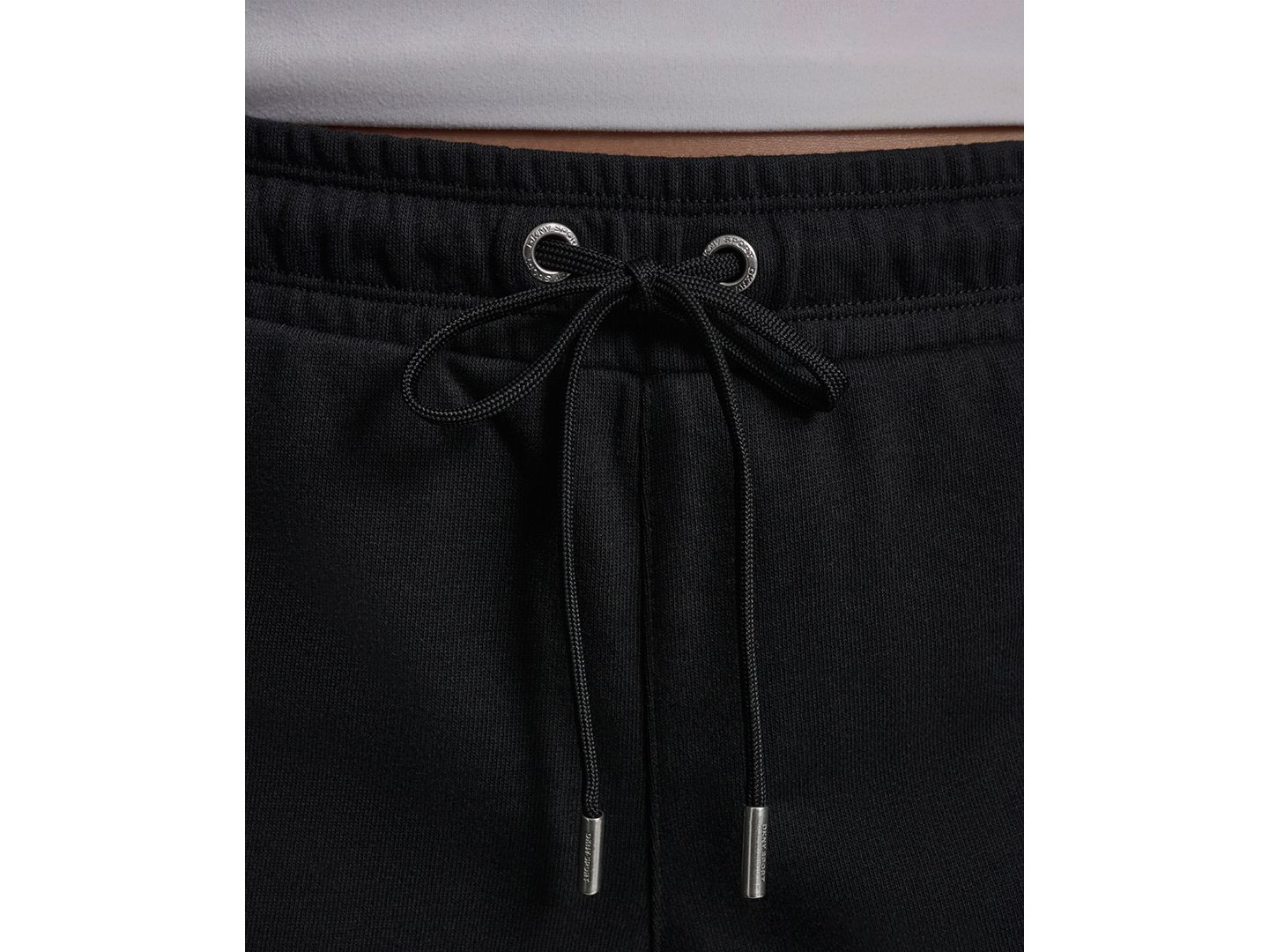 Женские шорты DKNY Sport Foil Logo, цвет: Чёрный / Серебряный — фото 4