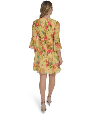 Petite Bell-Sleeve Jewel Neck Pleated Dress