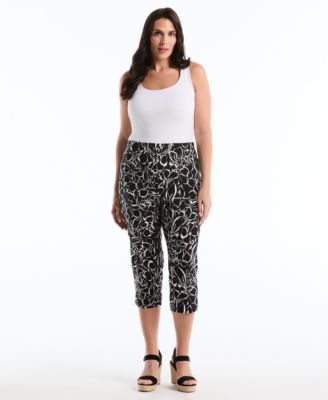 Plus Size Hibiscus Printed Pull-On Capri Pants