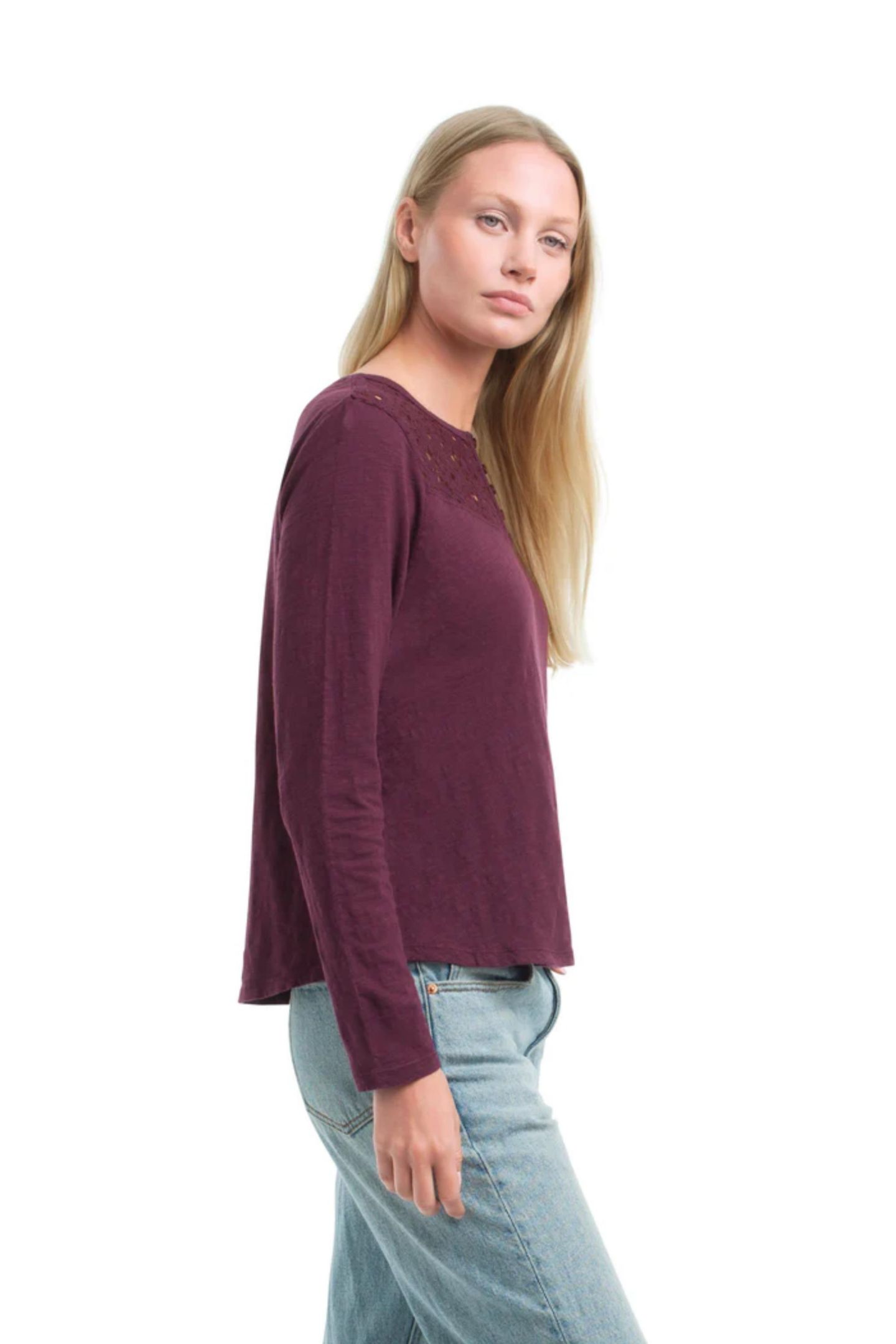 Женская футболка WILT Lace Yoke Henley, цвет: Тёмный инжирный — фото 3