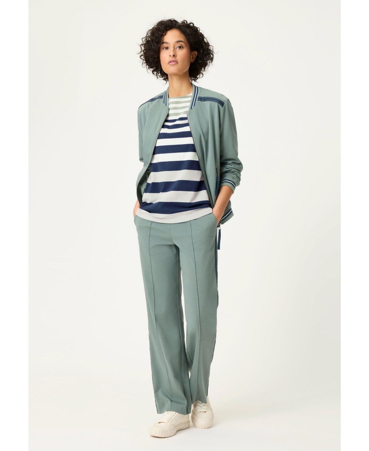 Женская футболка Olsen Varied Stripe, цвет: Насыщенный тёмно-синий — фото 5