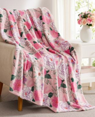 Flourished Love Plush Throw, 50" x 70"