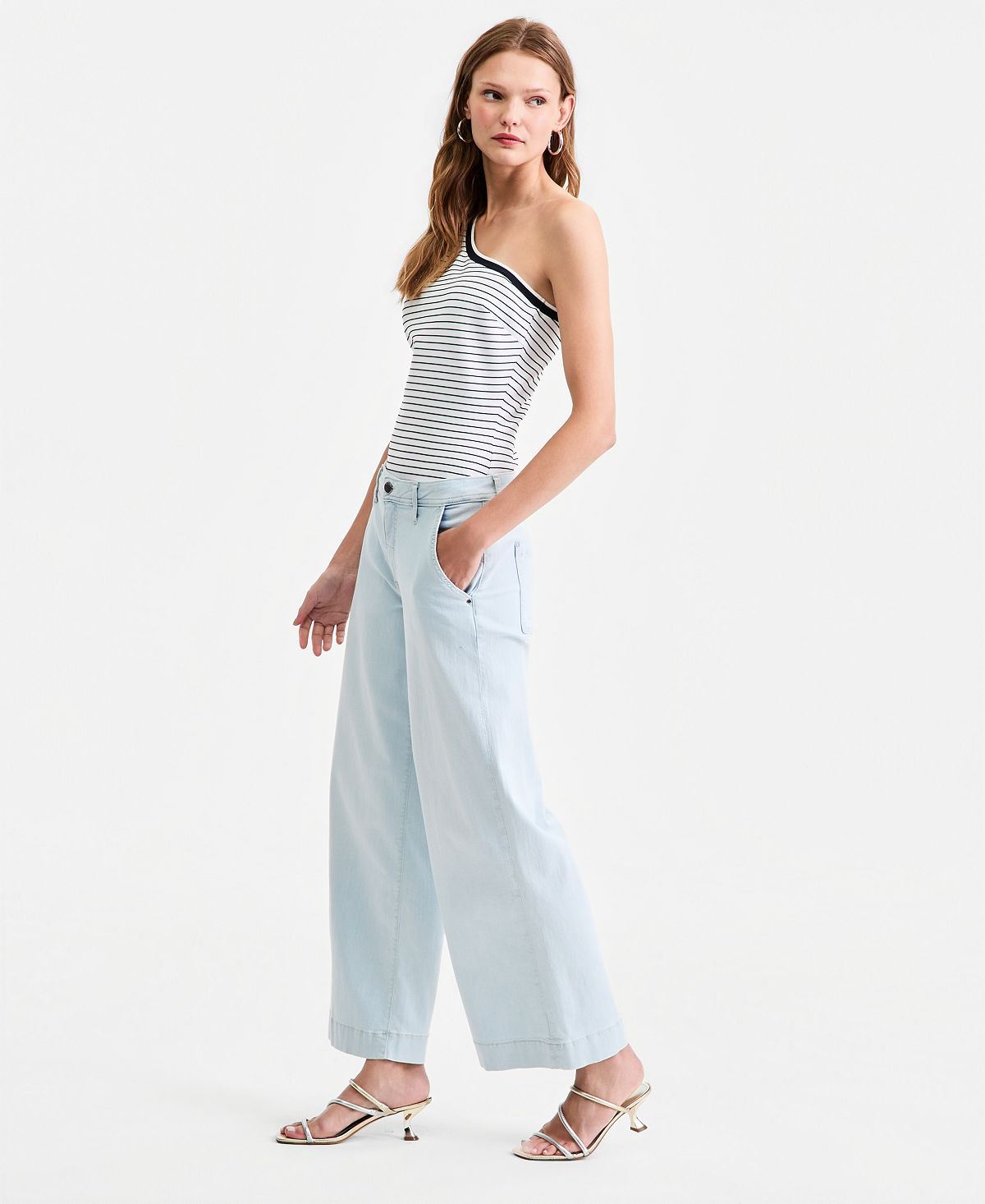 GUESS Women's Zoya Wide-Leg Jeans view 2 — MAYCSS fashion products