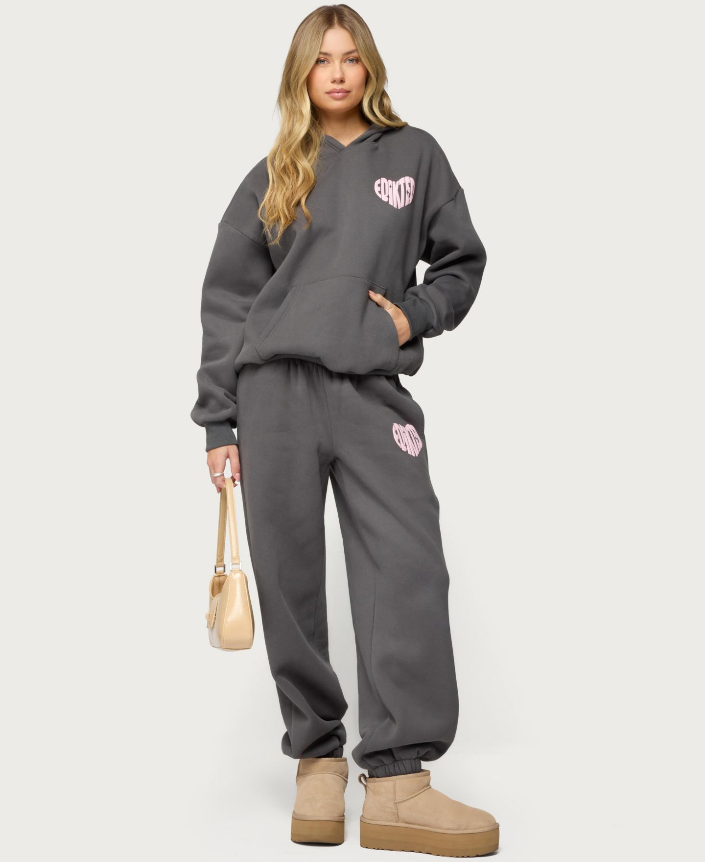 Женские брюки Edikted Major Love Sweatpants, цвет: Тёмный серый — фото 5