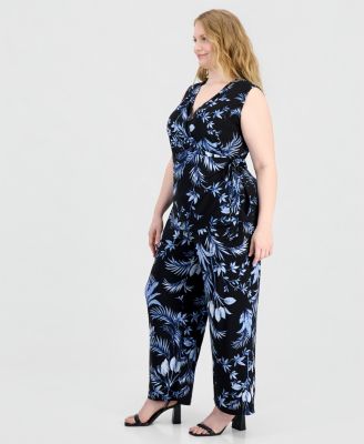Plus Size High Rise Wide-Leg Pull-On Pants