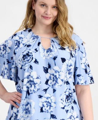 Plus Size Keyhole-Neck Short-Sleeve Top