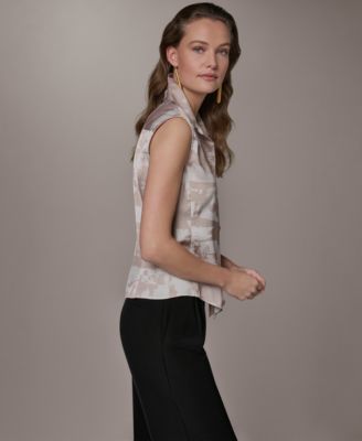 Petite Sleeveless Collared Top