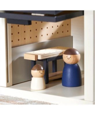 Wooden Dollhouse - Garage