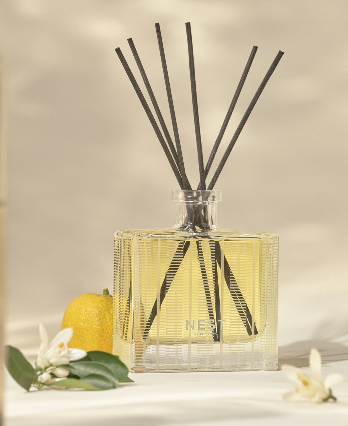 Nest New York Sunlit Yazu and Mandarin Reed Diffuser, 5.9 oz.