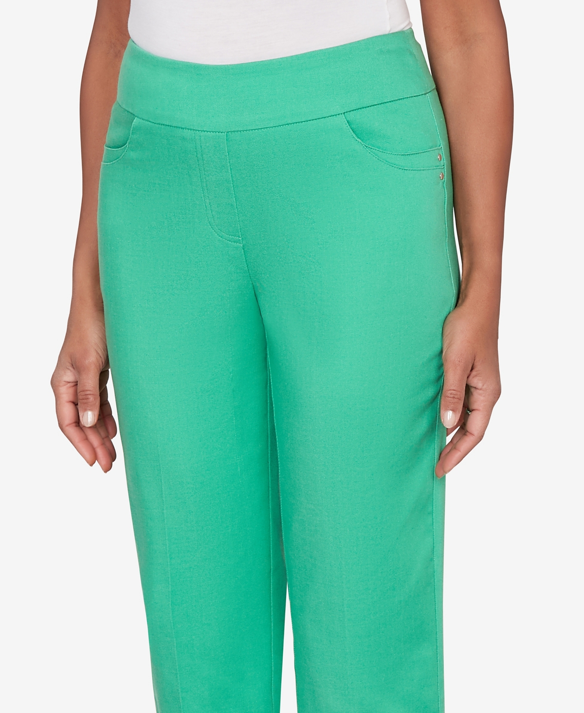 Alfred Dunner Women's Resort Living Smooth Waist Easy Pull- On Capri Pants