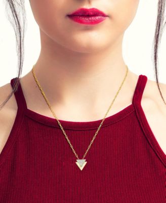 Diamond Pendant Necklace (1/5 ct. t.w.) in 10k Yellow Gold 