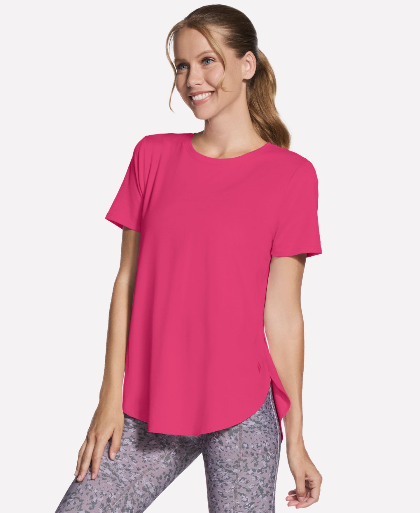 Женская футболка Skechers Godri Swift Tunic, цвет: Яркий пионовый — фото 2