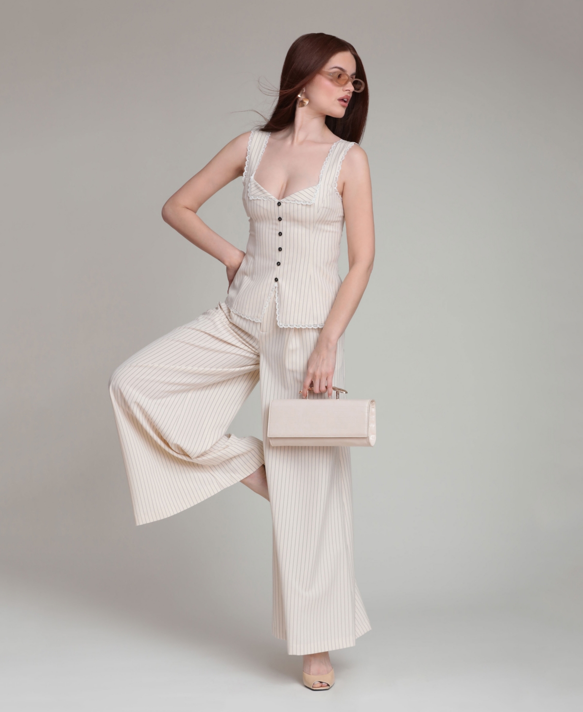 Avec Les Filles Women's Mid Rise Wide Leg Trousers