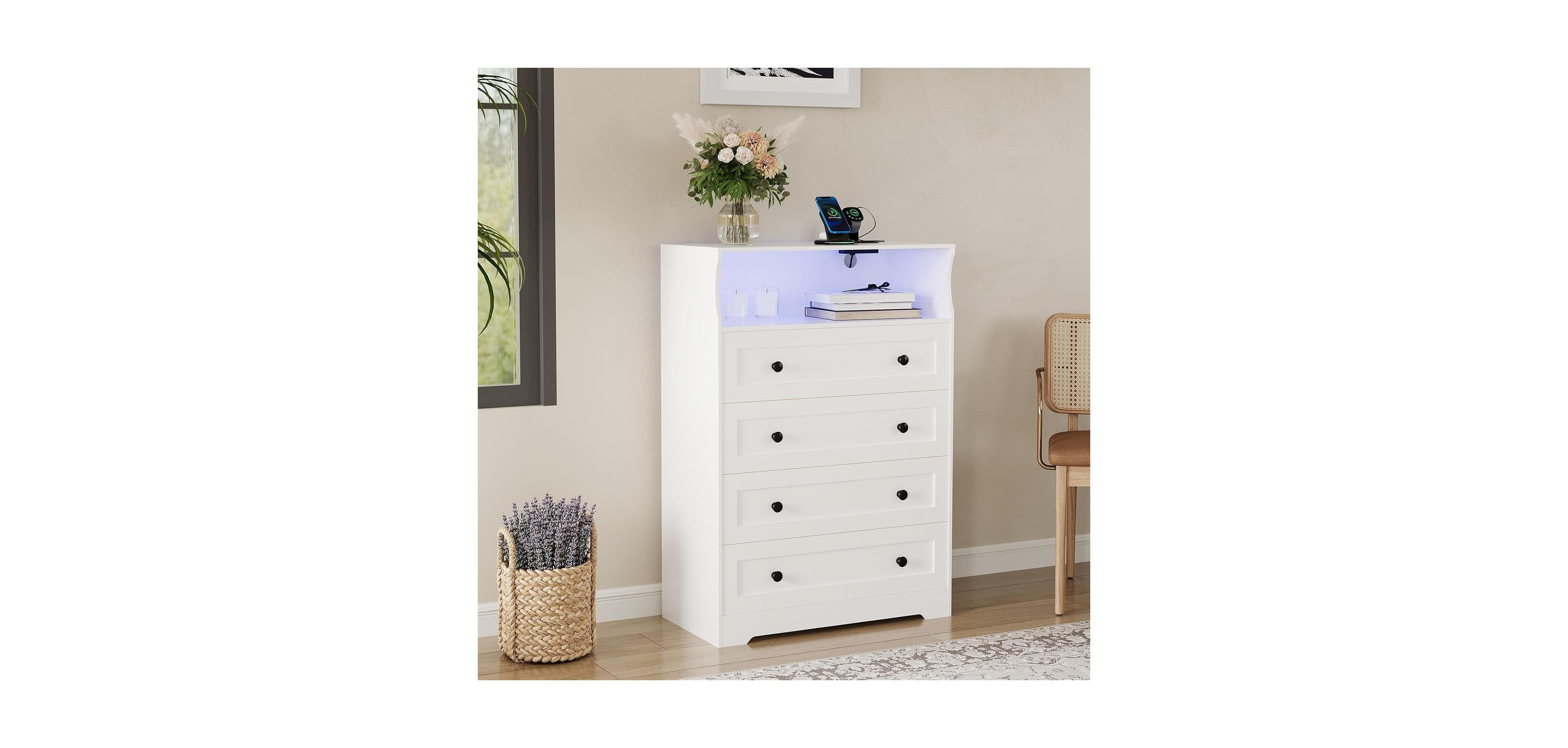 Gaomon Tall Dresser for Bedroom with Led Lights & Charging Station, 4 Drawer Wood Chest of Drawers for Closet, Living Room, Hallway, Entryway