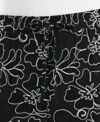 Plus Size Floral Embroidered Drawstring Pants