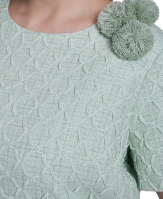 Plus Size Appliqu&eacute; Detail Short Dress