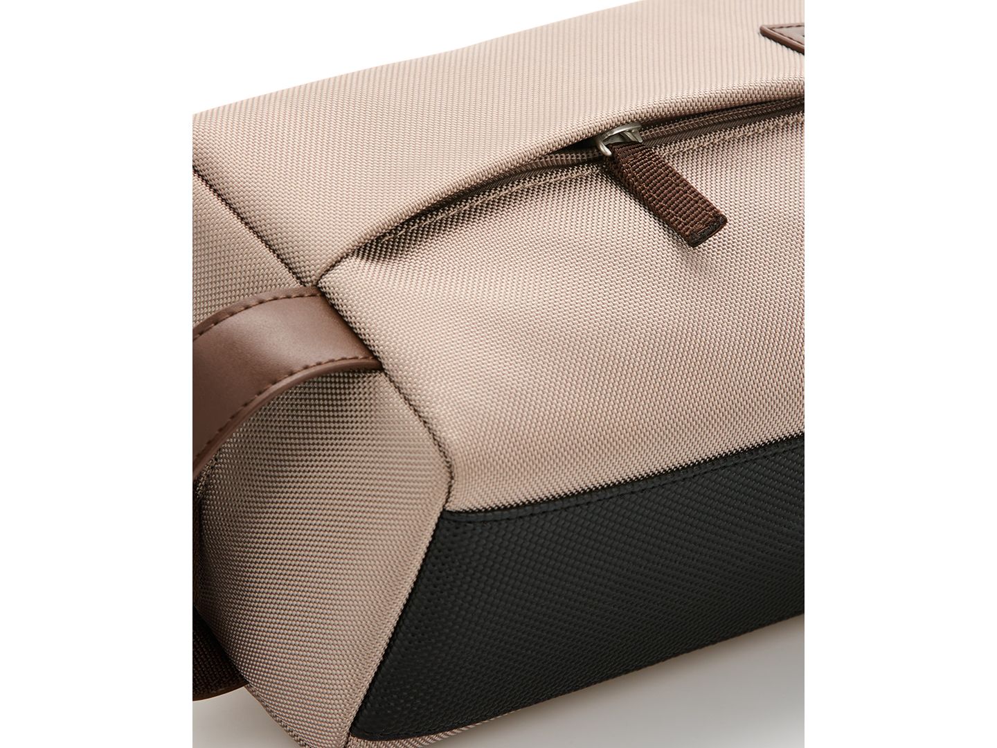 Мужские несессеры Perry Ellis Portfolio Ballistic Polyester Shave Kit Bag, цвет: Бежевый — фото 3